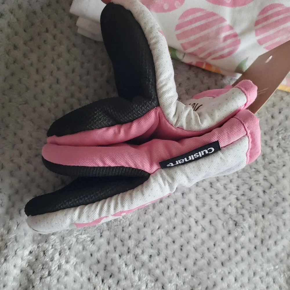 Cuisinart Easter Kitchen Towel and Mini Oven Mitt Set‎ 4pc Gnome Egg Pink Green